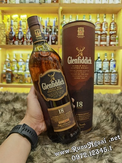 Rượu Glenfiddich 18YO Married In Small Batches 1L